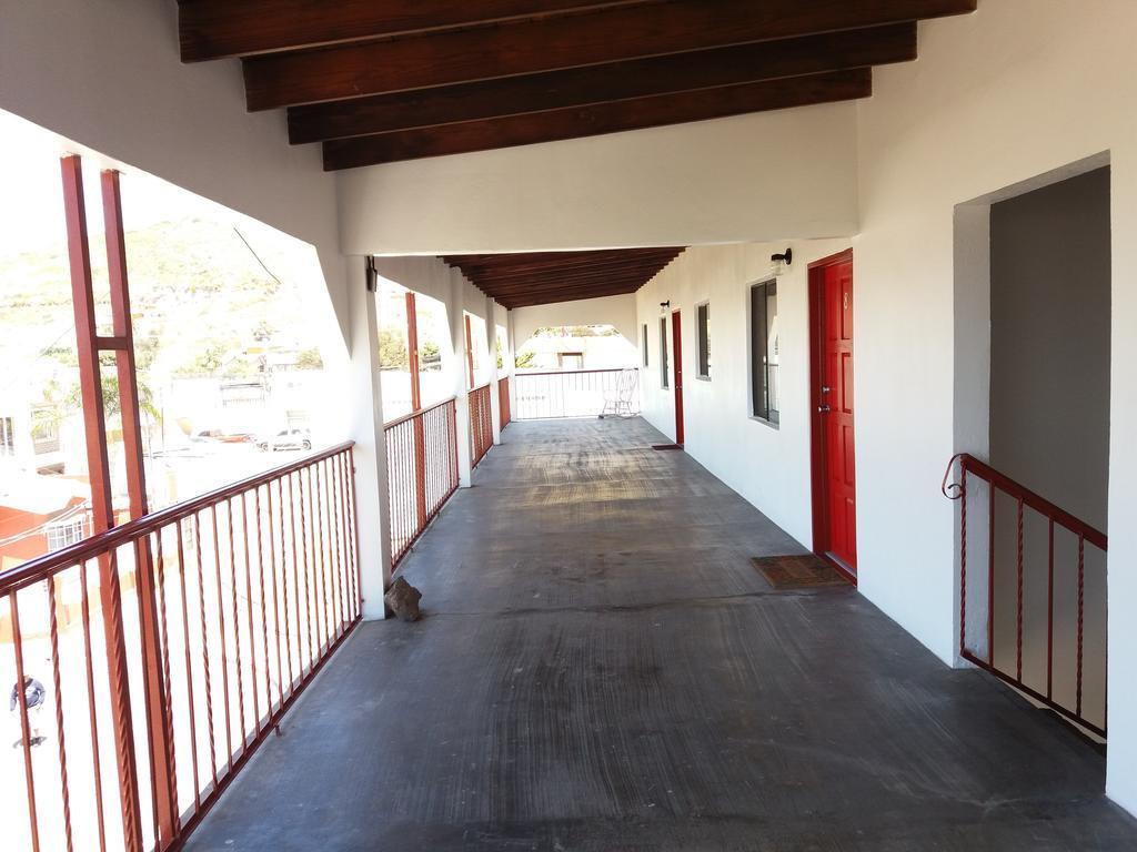 Adanesne Apartments Ensenada Buitenkant foto