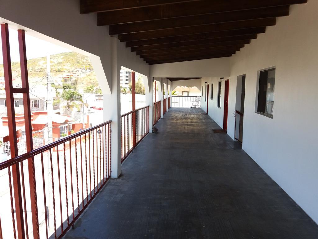Adanesne Apartments Ensenada Buitenkant foto